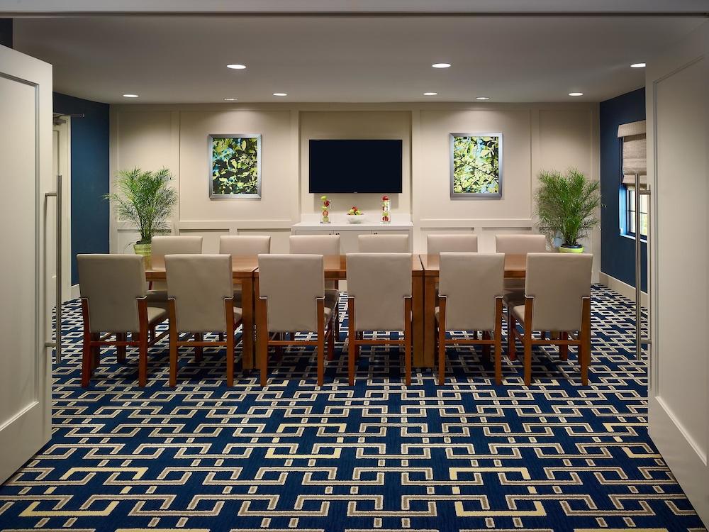 Sonesta Es Suites Cincinnati - Блу Аш Экстерьер фото