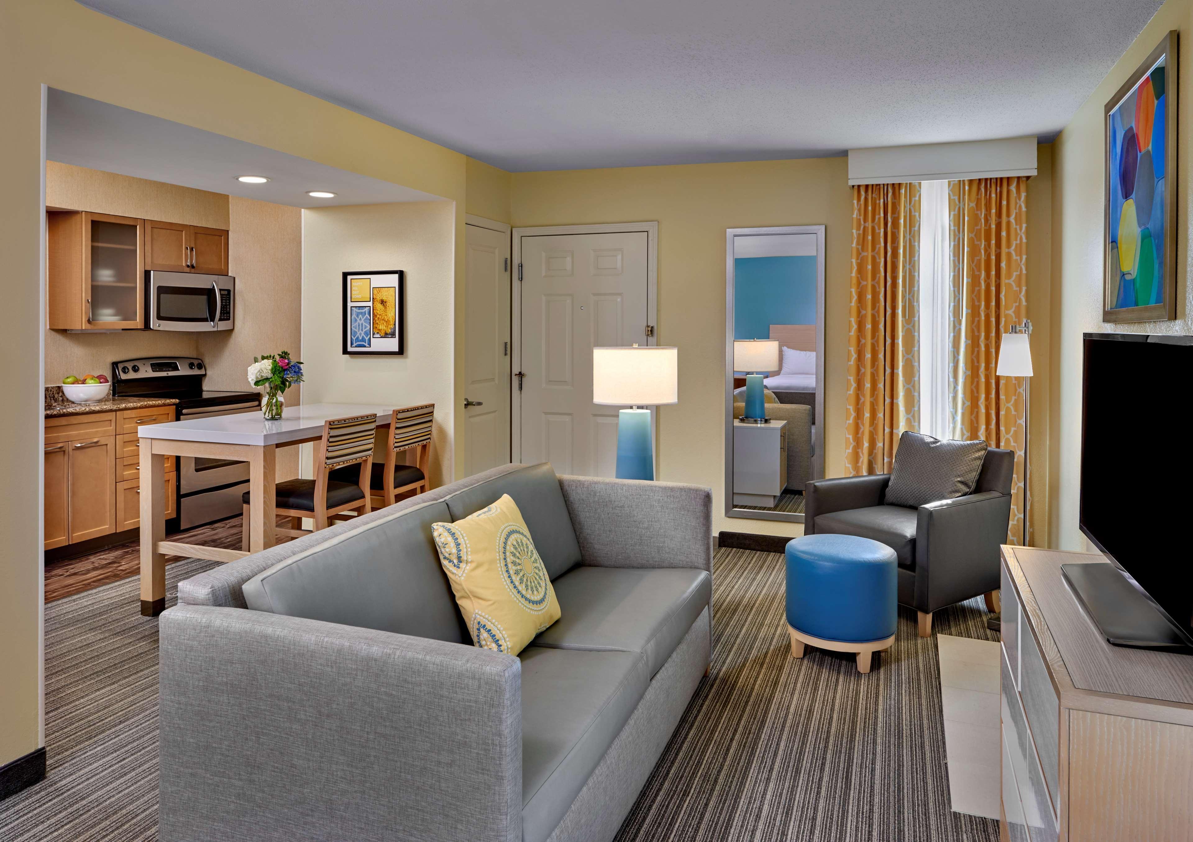 Sonesta Es Suites Cincinnati - Блу Аш Экстерьер фото