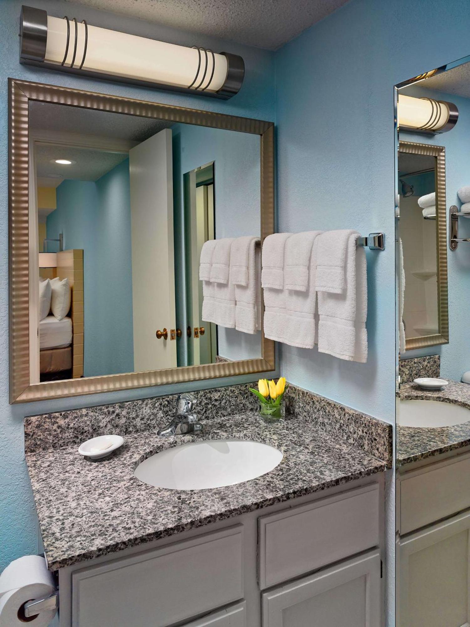Sonesta Es Suites Cincinnati - Блу Аш Экстерьер фото